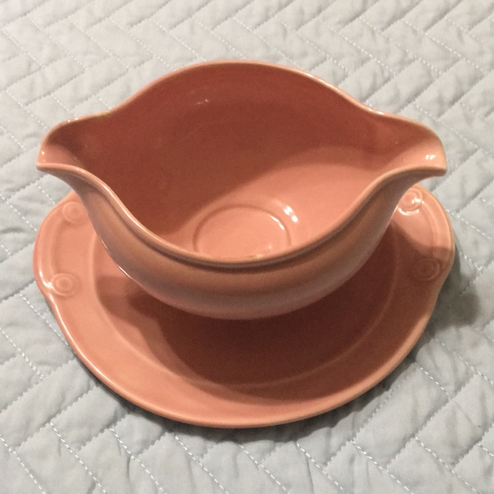 LuRay Pastel Pink Gravy Boat